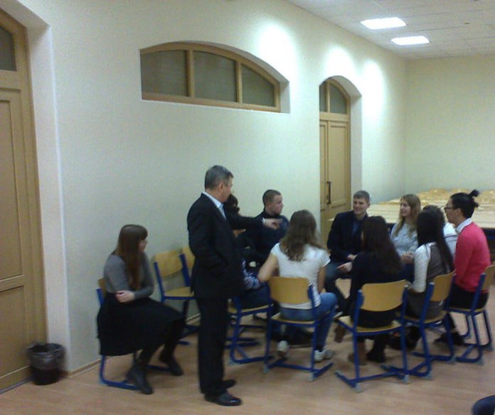 Работа с группой 2